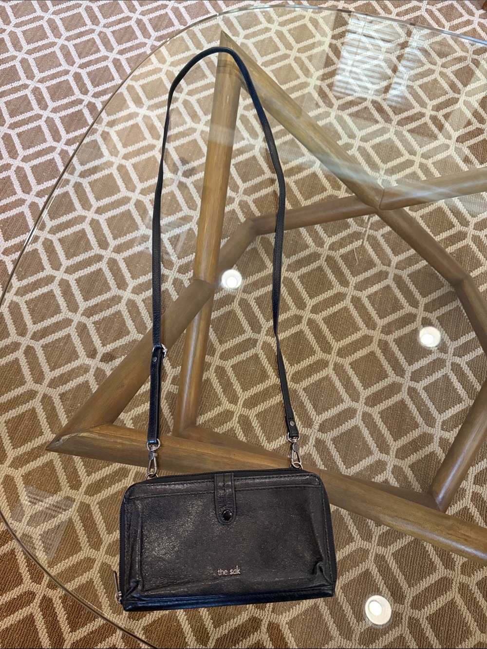 The Sak Black Leather Crossbody Wallet Purse